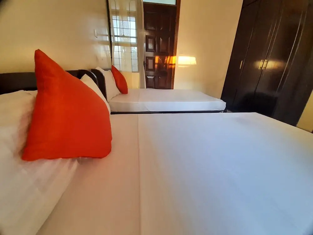Lux Suites PK Ocean View Apartments