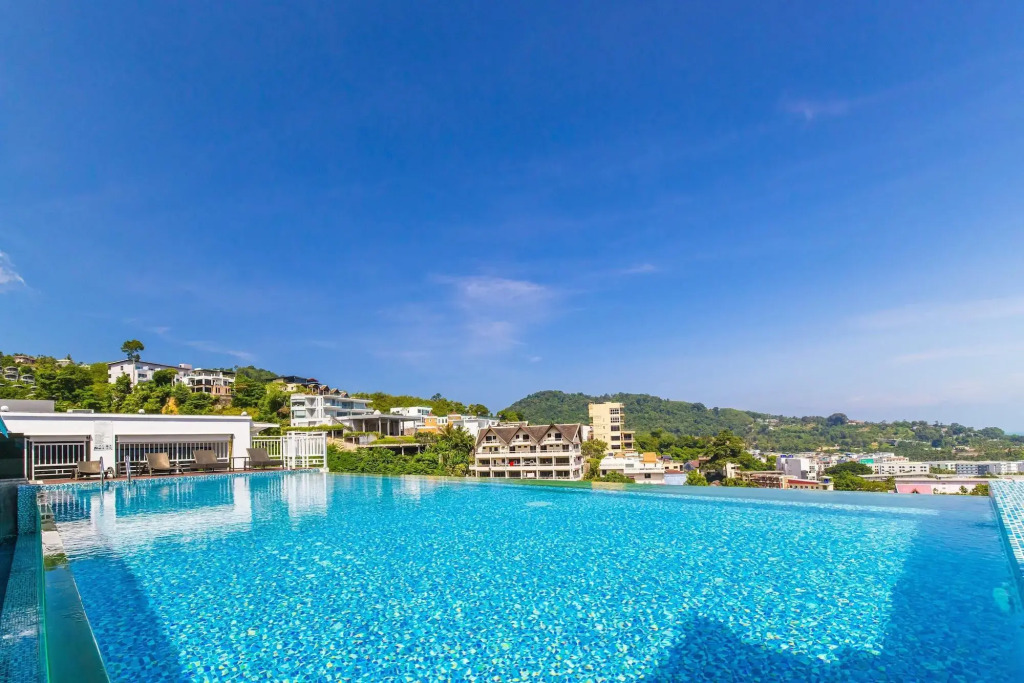Kana Triple L Hotel Phuket普吉岛卡娜3L酒店