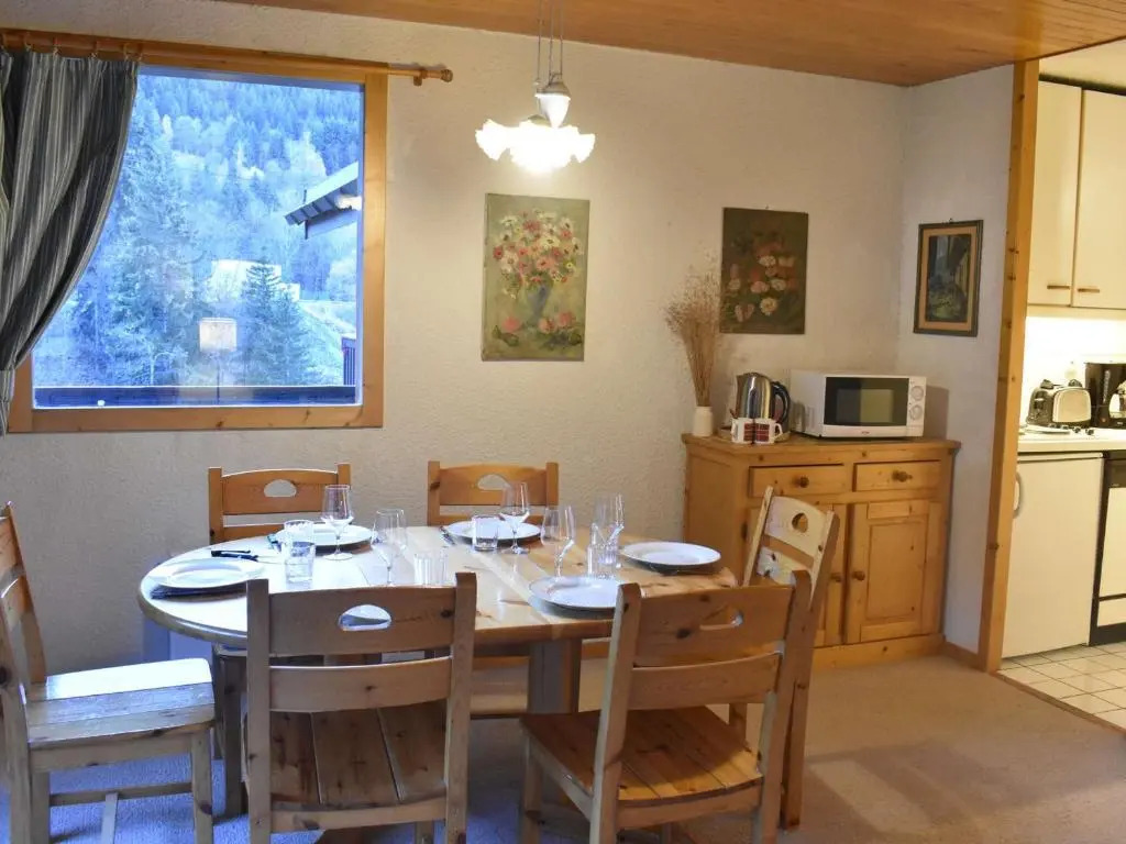 Appartement Méribel, 3 pièces, 6 personnes - FR-1-180-122