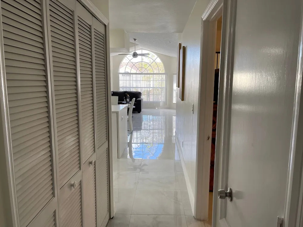 Elegant & Luxury Apartment Close Disney