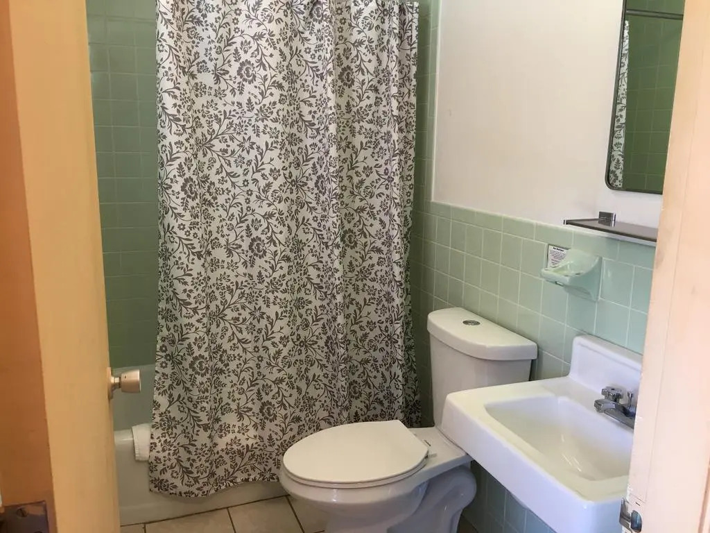 Snowdon Chalet Motel
