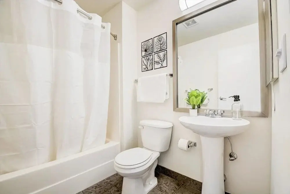 CozySuites The Block Skybridge Access