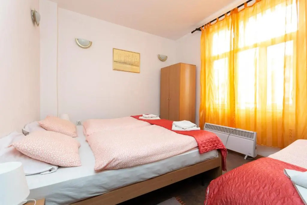 Apartments Ozren