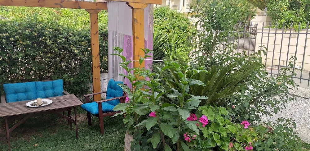 Kapetanios Studios