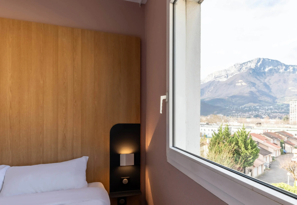 B&B HOTEL Grenoble Centre Verlaine
