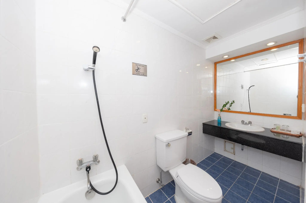 Bongsen Annex Hotel
