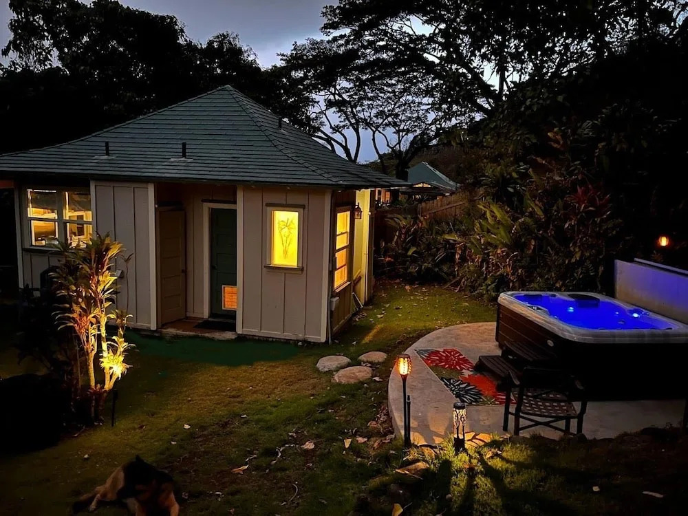 Iao Valley Inn