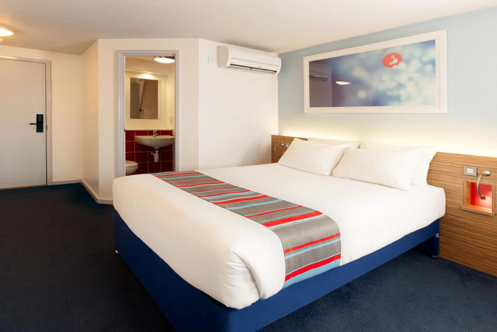 Travelodge Bracknell Central