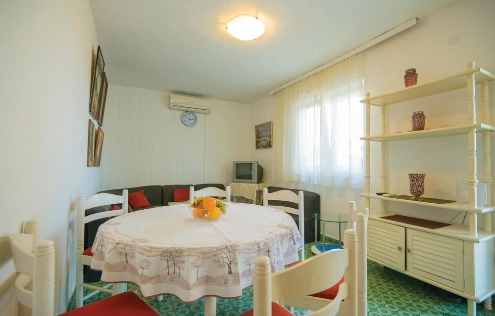 Holiday Home Jelsa Vitarnja