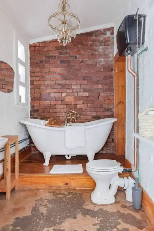 Spacious 3-bed Sunlit Comfort Power Backup
