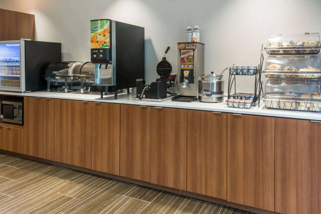 Microtel Inn & Suites by Wyndham Altoona