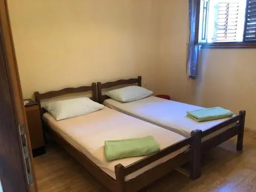 Apartment JELENA