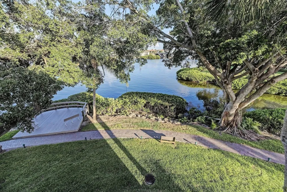 Midnight Cove Ii 220d - Peaceful Bayside Vacation! 3 Bedroom Condo