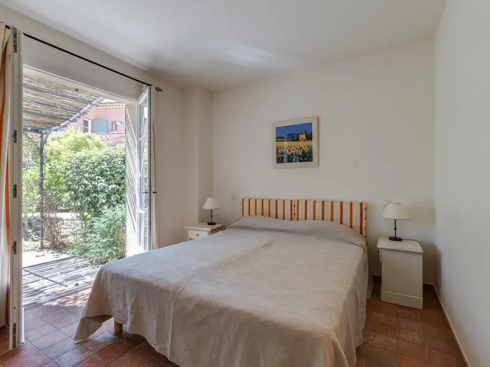 Holiday flats at Domaine de Saint-Endréol with golf, SPA and pool