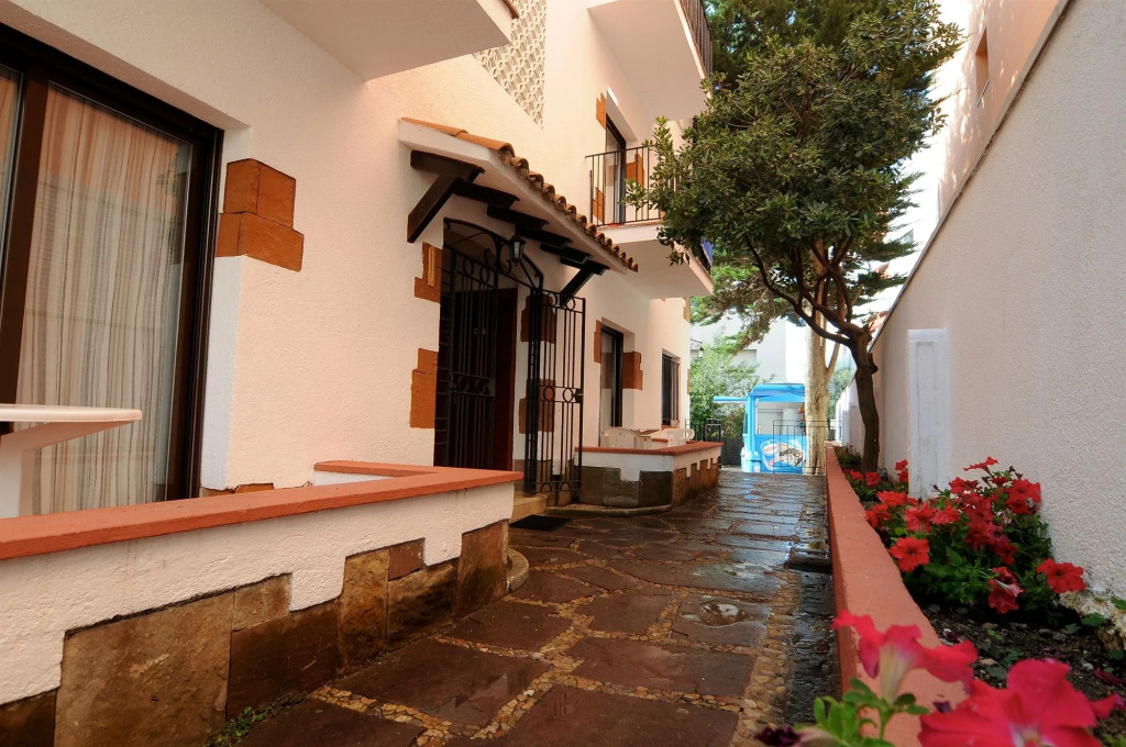 Apartamentos AR Caribe