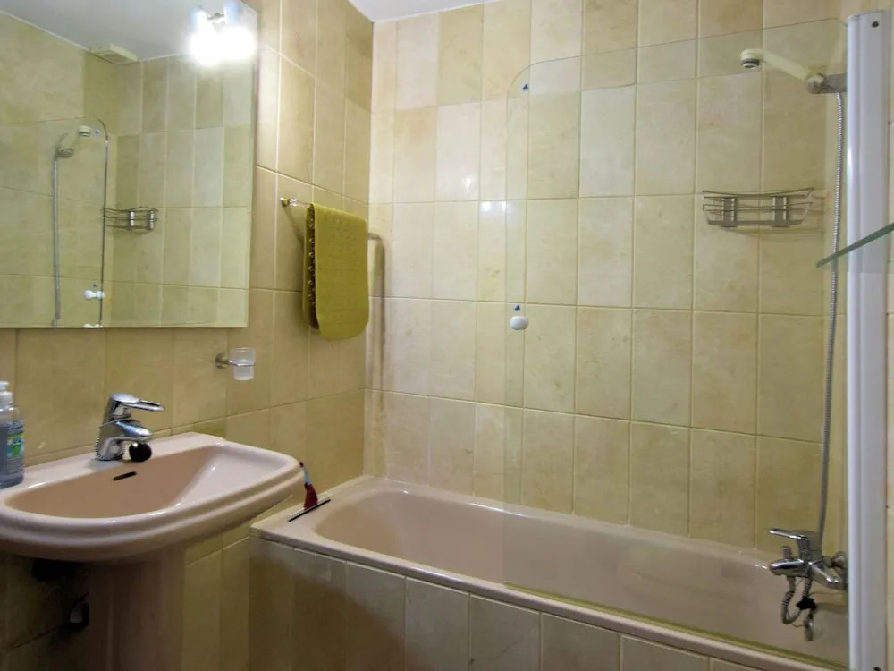 Semi Detached Holiday House Near the Coast