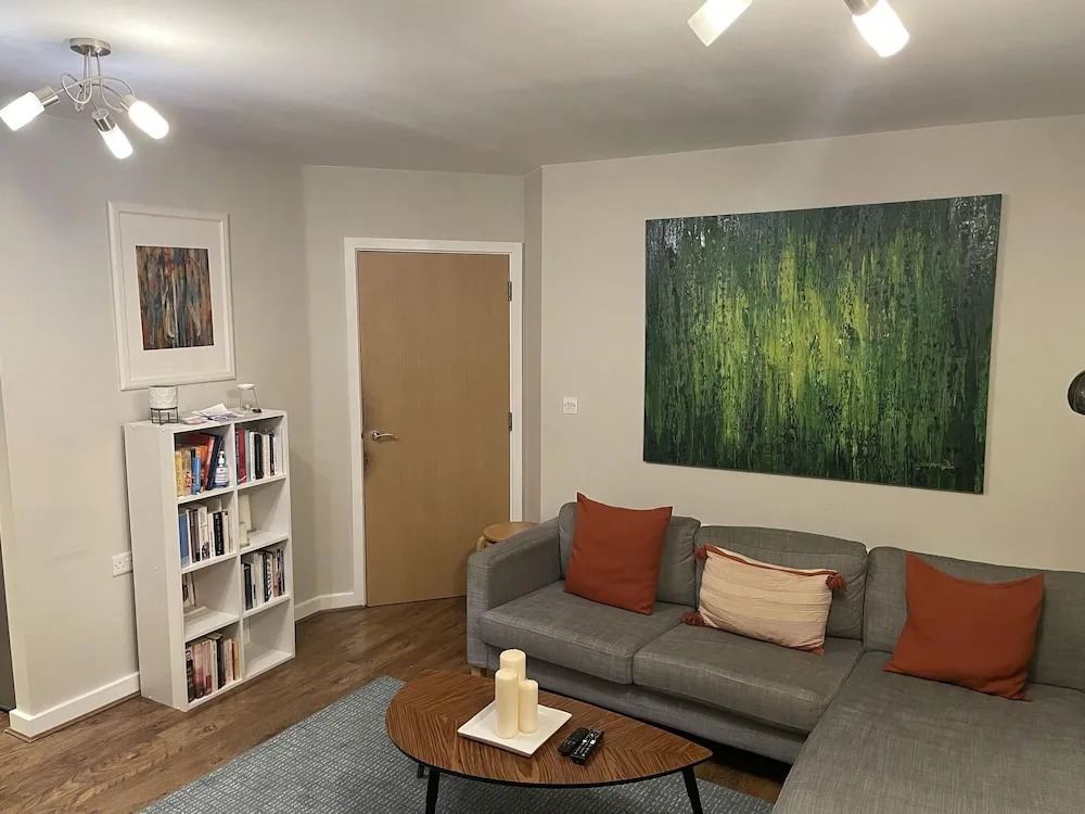 Charming 2-bed Apartment in Bow, London