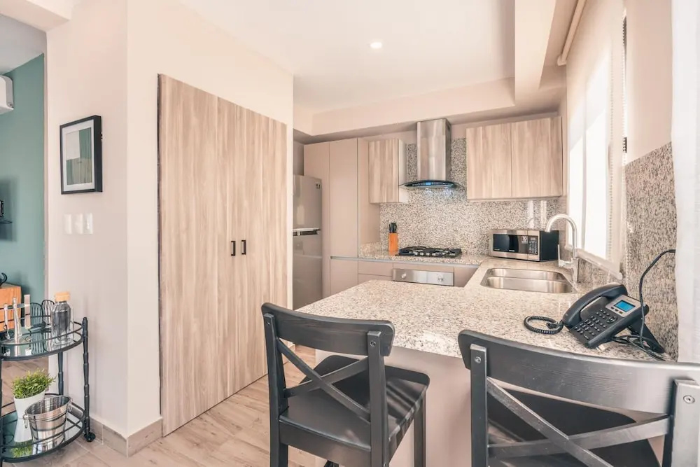 Regatta Living II With Breakfast Included - 802