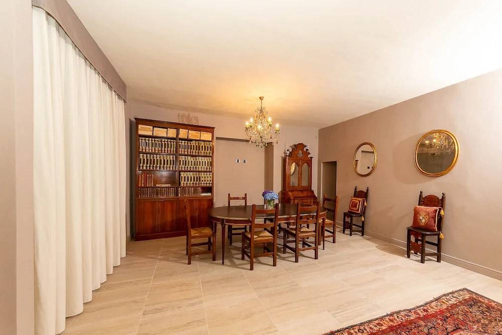 Villa Sarchi