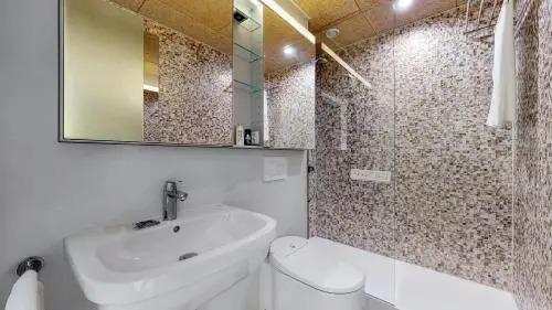 Evis Home Hotel & Apartments