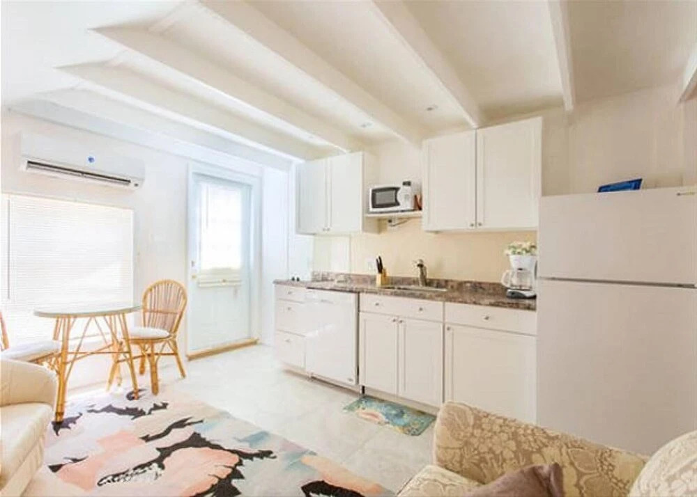Treasure Island Beach Retreat Sleeps Up To 15