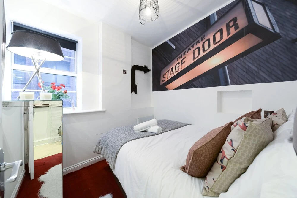 Leicester Square 1 bedroom apartment