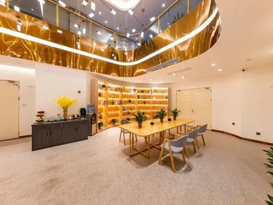LANOU Hotel (Beijing Shilihe Subway Station Panjiayuan)