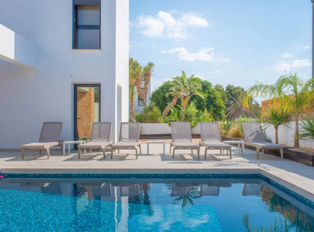 Villa Sa Marinada Modern villa