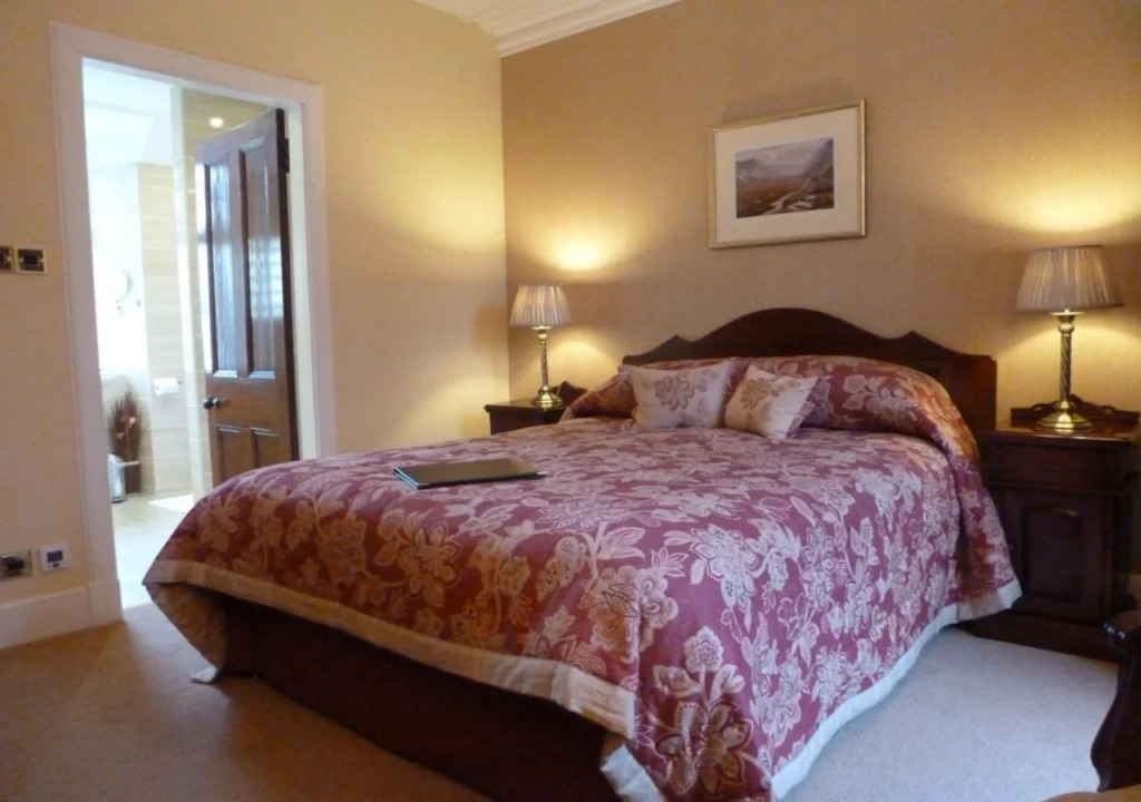 Tigh na Sgiath Country House Hotel