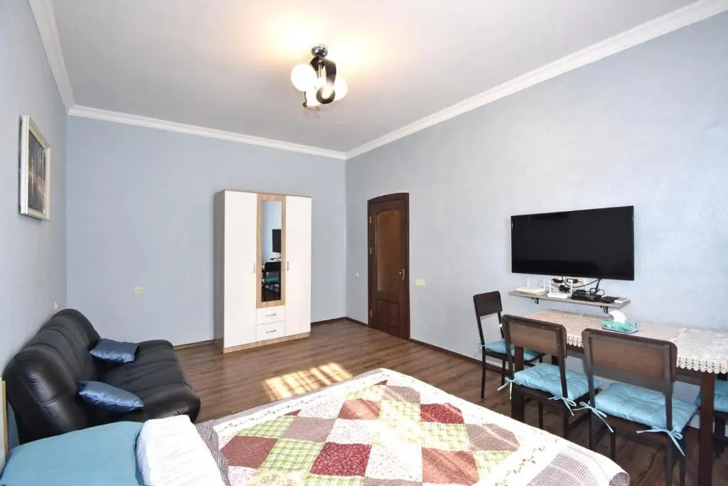 Apartment near Sasundci Davit Metro Station