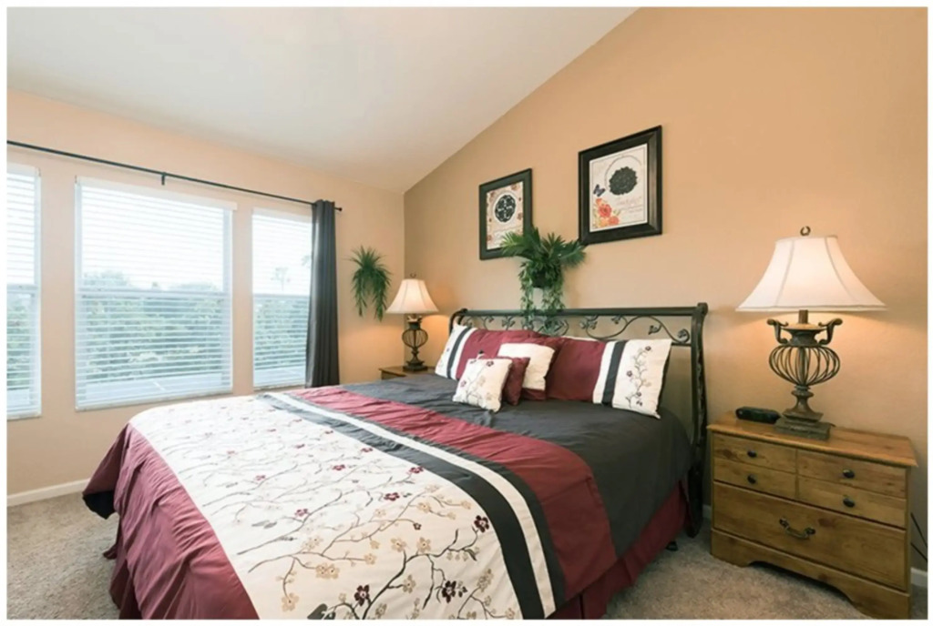 3 BR 2 Miles to Disney Pool Free Wifi and More