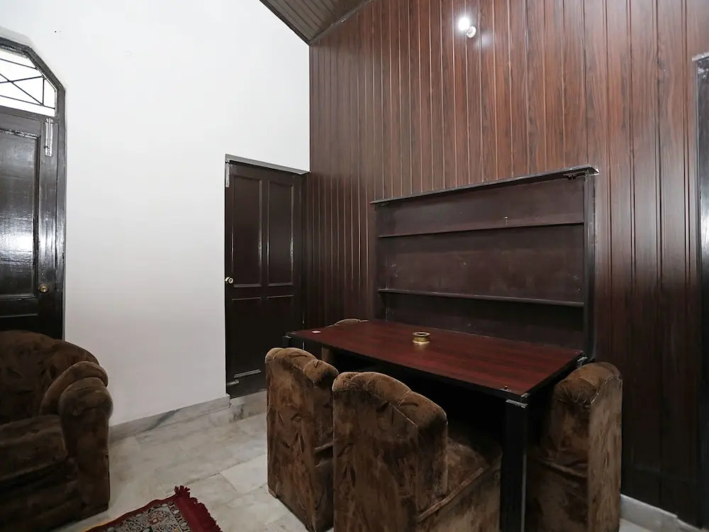 OYO 13157 Home 2BHK Lake View Ayarpatta Nainital