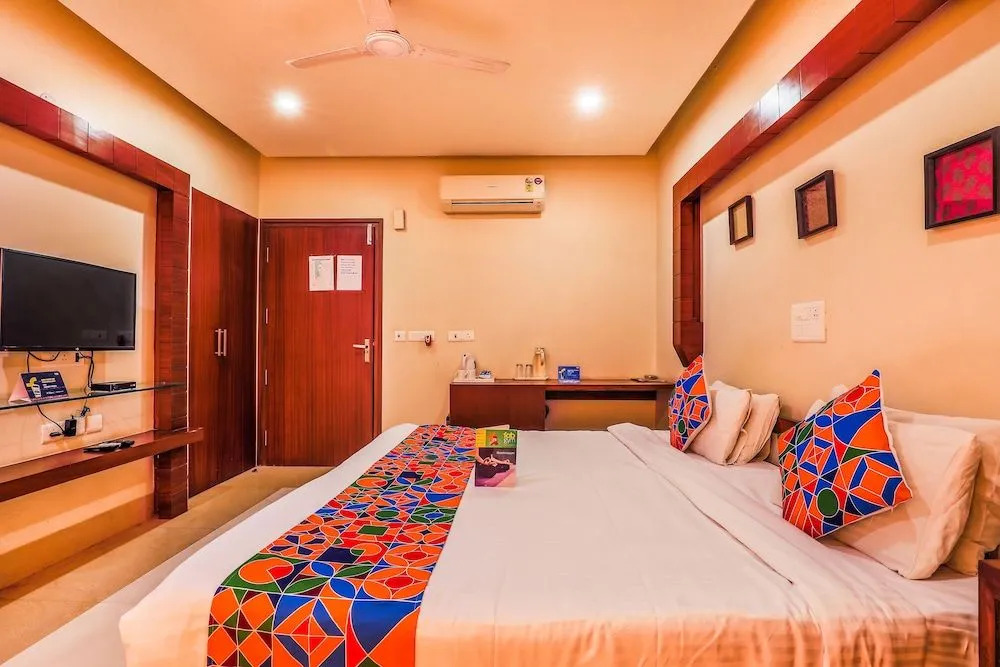 FabHotel Zineb