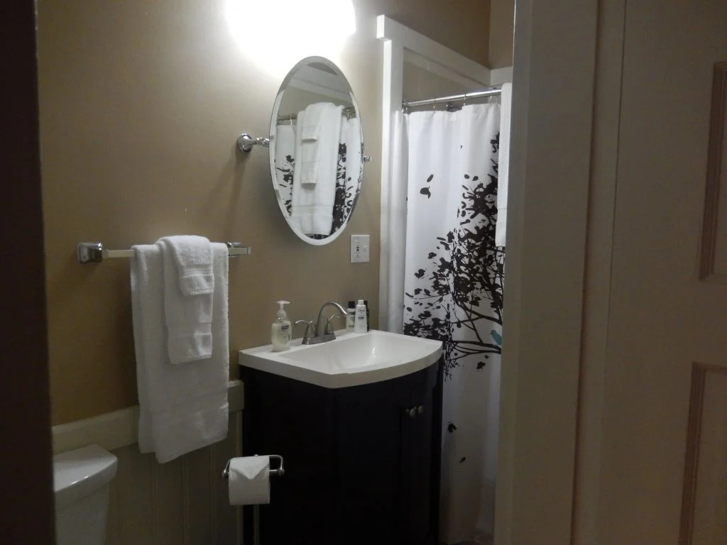 Mountain Meadows Inn & Chalet Suites