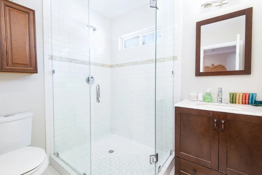 Cleveland 16 by Avantstay Modern, Breezy Comfort in San Diego!