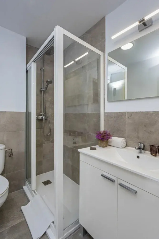 Outstanding Duplex 4 Bedrooms Beautiful Terrace. Vidrio