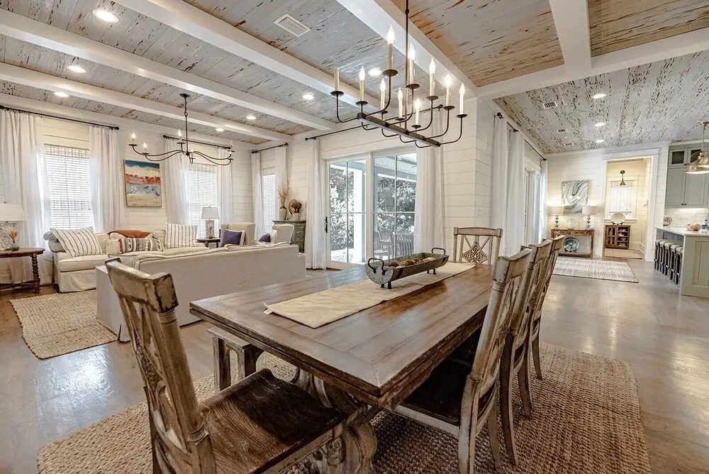 Azalea Abbey by Avantstay 350ft to Beach! w/ Pool, Outdoor Kitchen & Amazing Views
