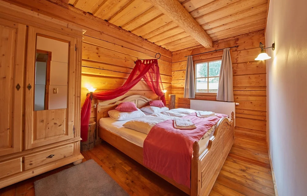Chalets Blockhaus Saalbach by HolidayFlats24