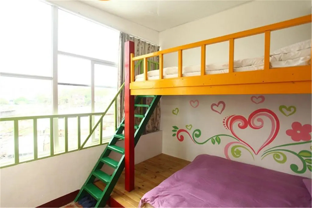 Zeng Cuo An Nuo Mi Hostel