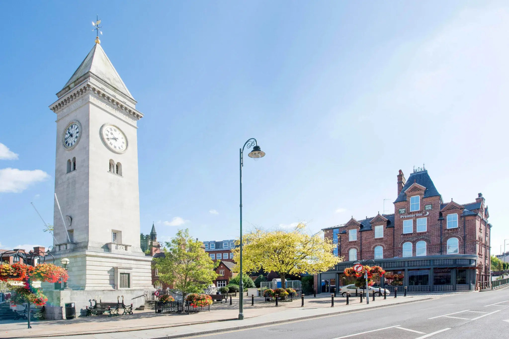 Premier Inn Leek Town Centre