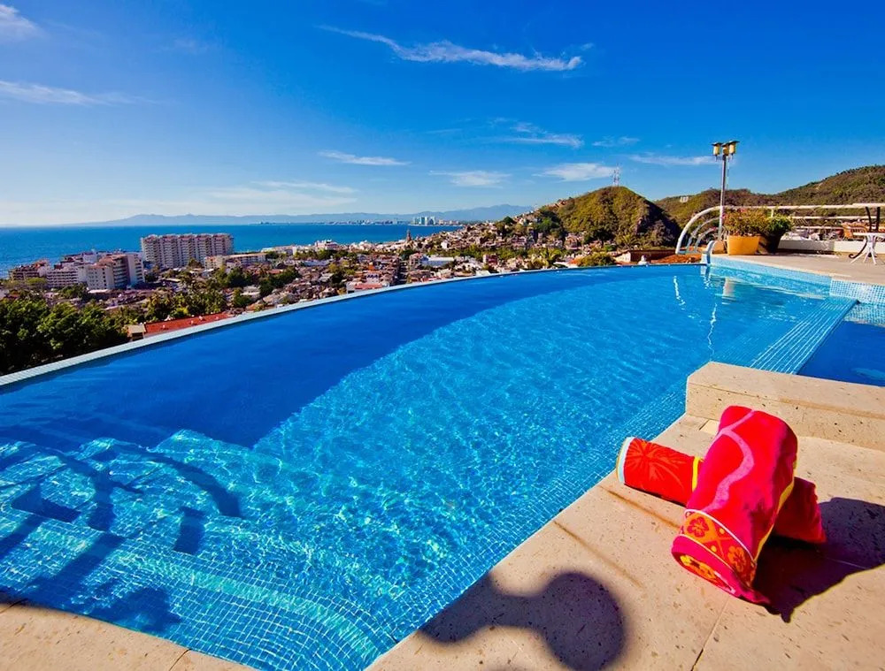 Luxury villa rental, Casa Yvonneka