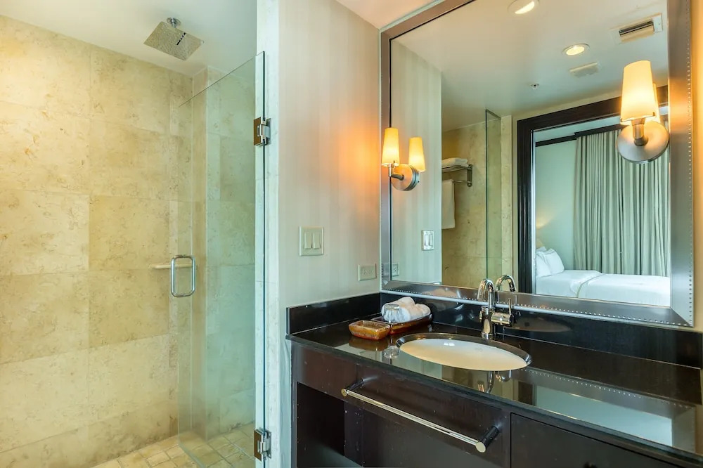 SBV Luxury Ocean Hotel Suites