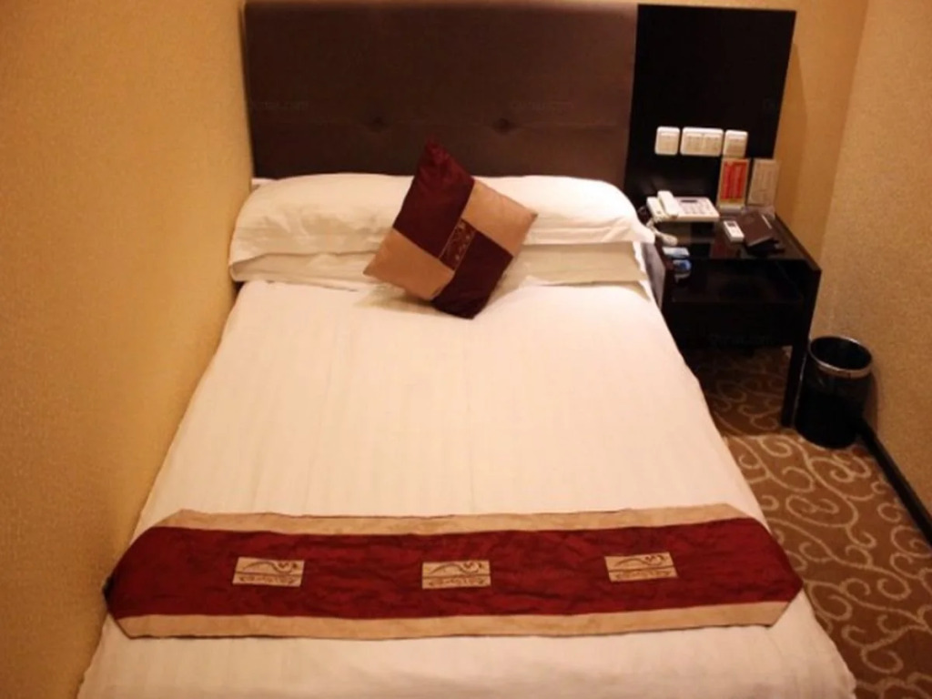 Yiwu Ou Jiang Hotel