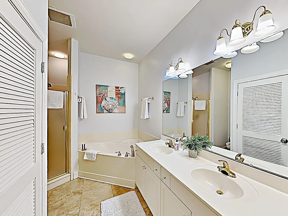 E Co Hwy 30A Condo Unit 322 3 Bedrooms 2 Bathrooms Condo