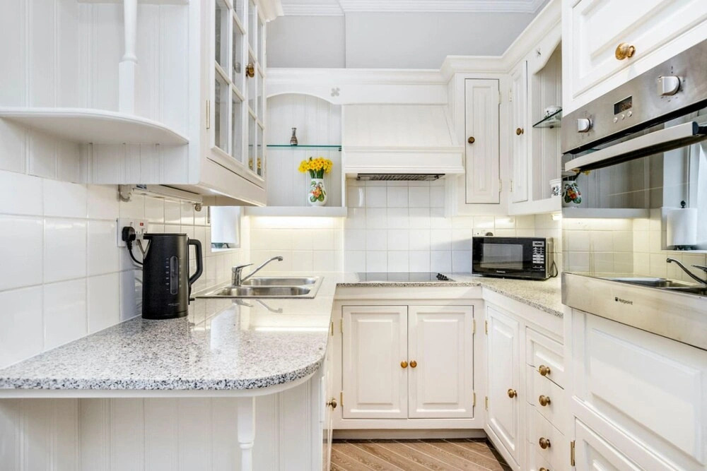 The Baby s Breath 2 Bedroom With Patio in Chelsea