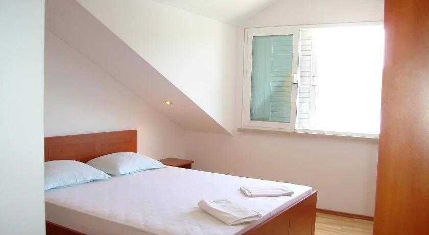Apartments & Rooms Villa Lucija