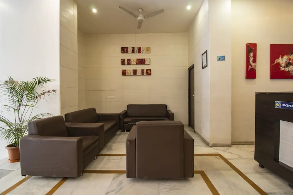 Hotel Kamran Palace