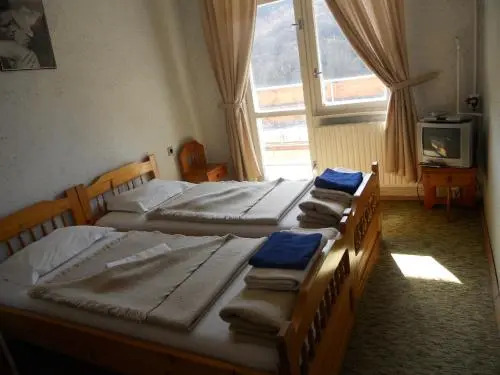 Ledenika Lodge