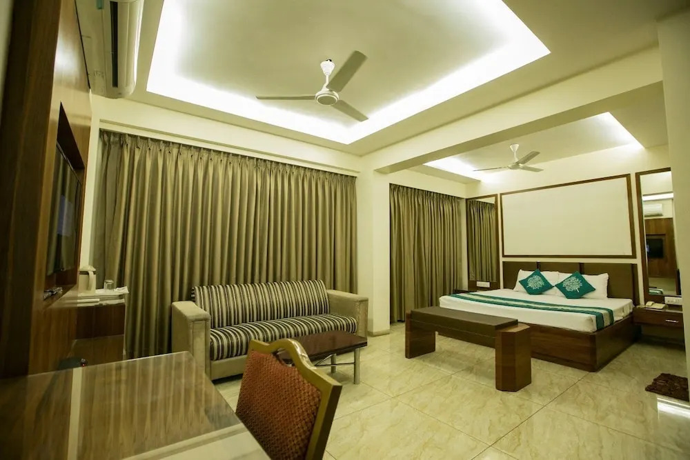 Hotel Surya