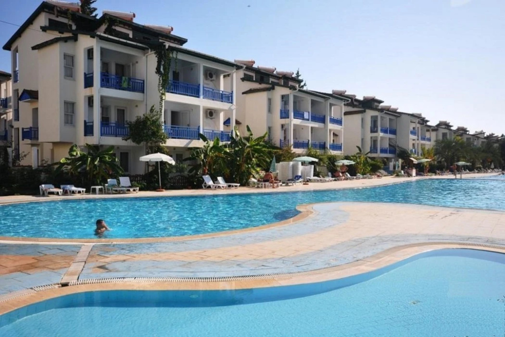 MCS Oasis Beach Club